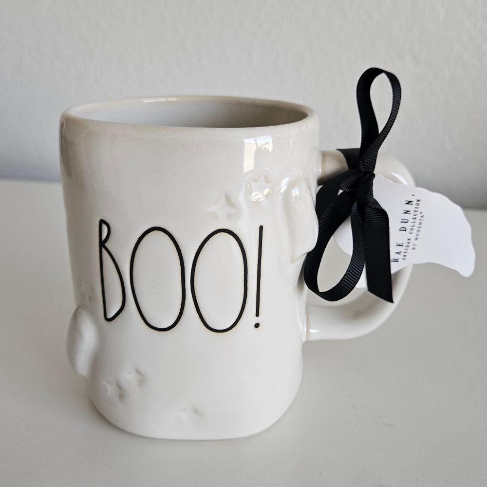 NWT Rae Dunn BOO! Ghost Stars 3D Ceramic Black Tea Mug Coffee Cup Halloween Fall
